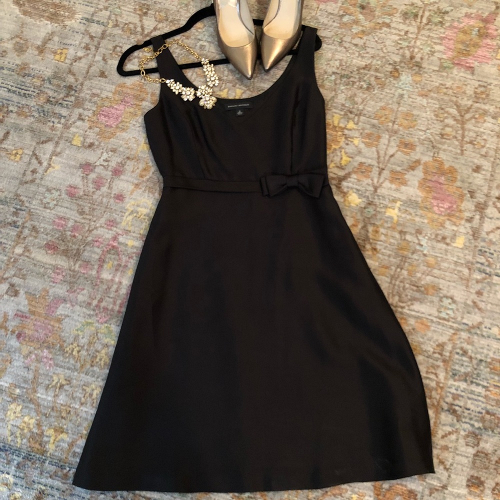Beautiful Banana Republic little black dress